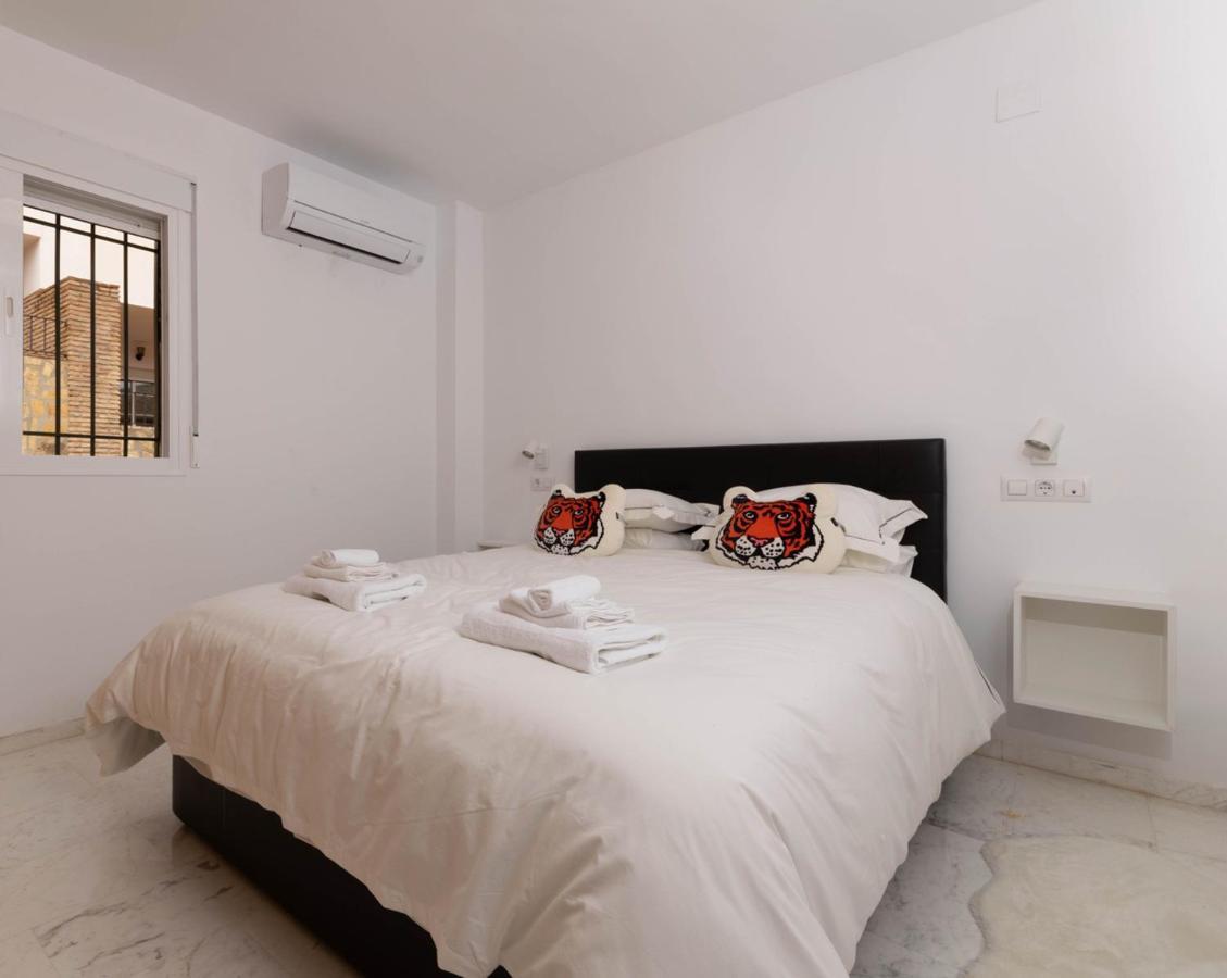 Apartamento Luxury Penthouse: The Beacon At Punta De La Mona Almuñécar Exterior foto
